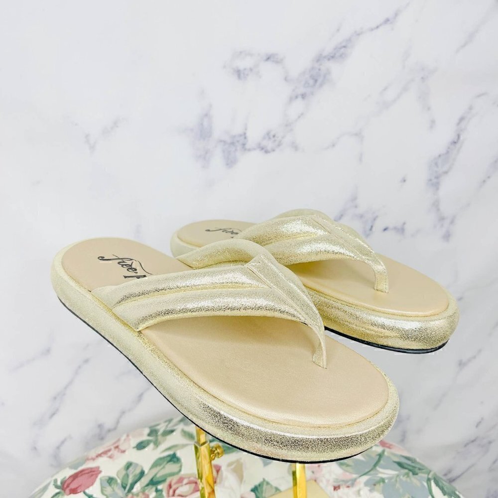 Free People | Wonderland Thong Sandals | Sz 7